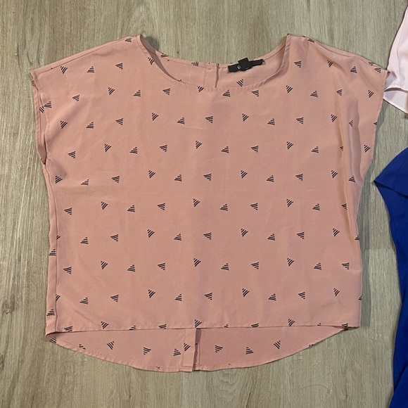 Dusty Pink Back Button Down Blouse Simplistic Design Chiffon Work Top - Picture 1 of 5